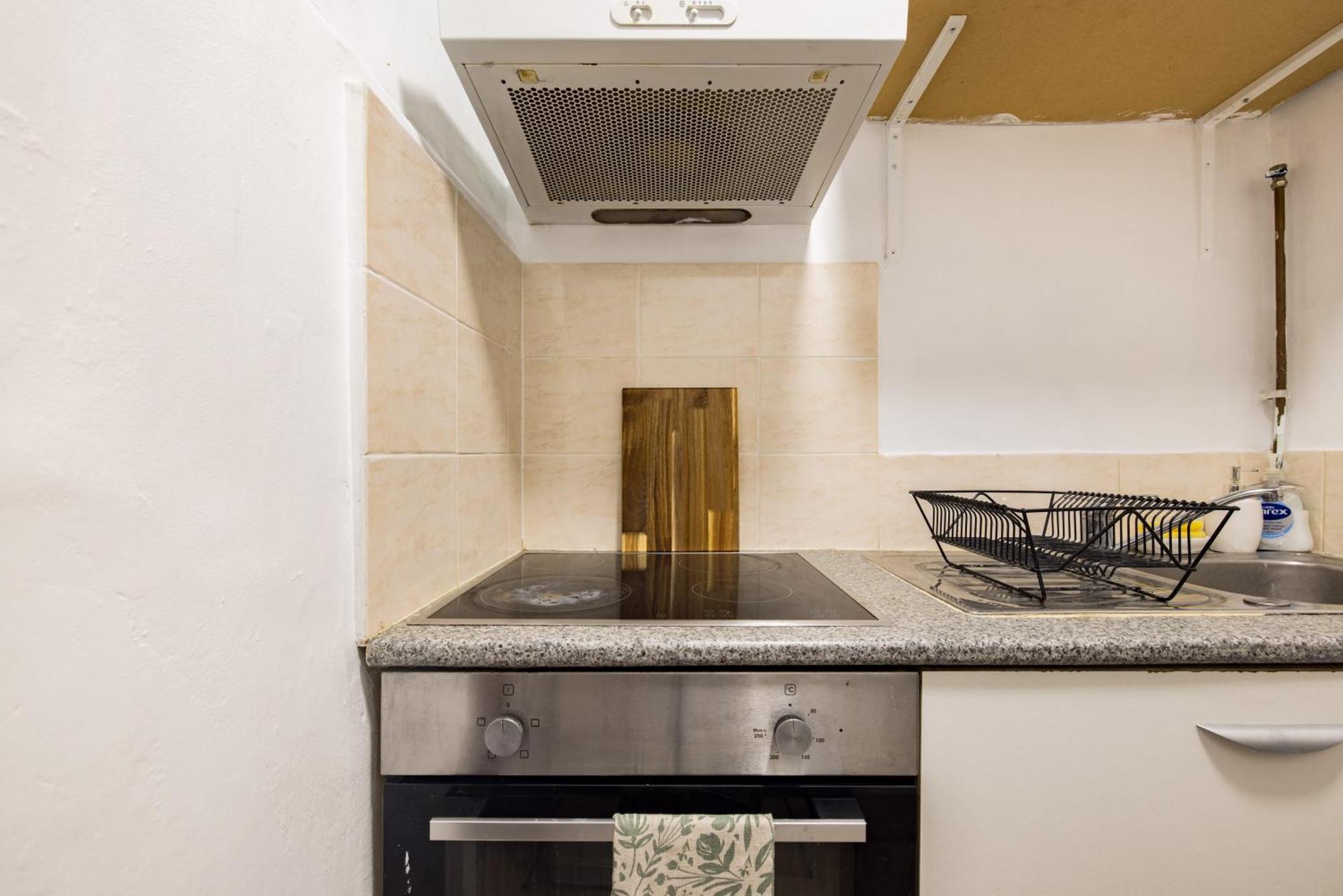 1Bd Apartment Near Olympic Park, East Londen Buitenkant foto